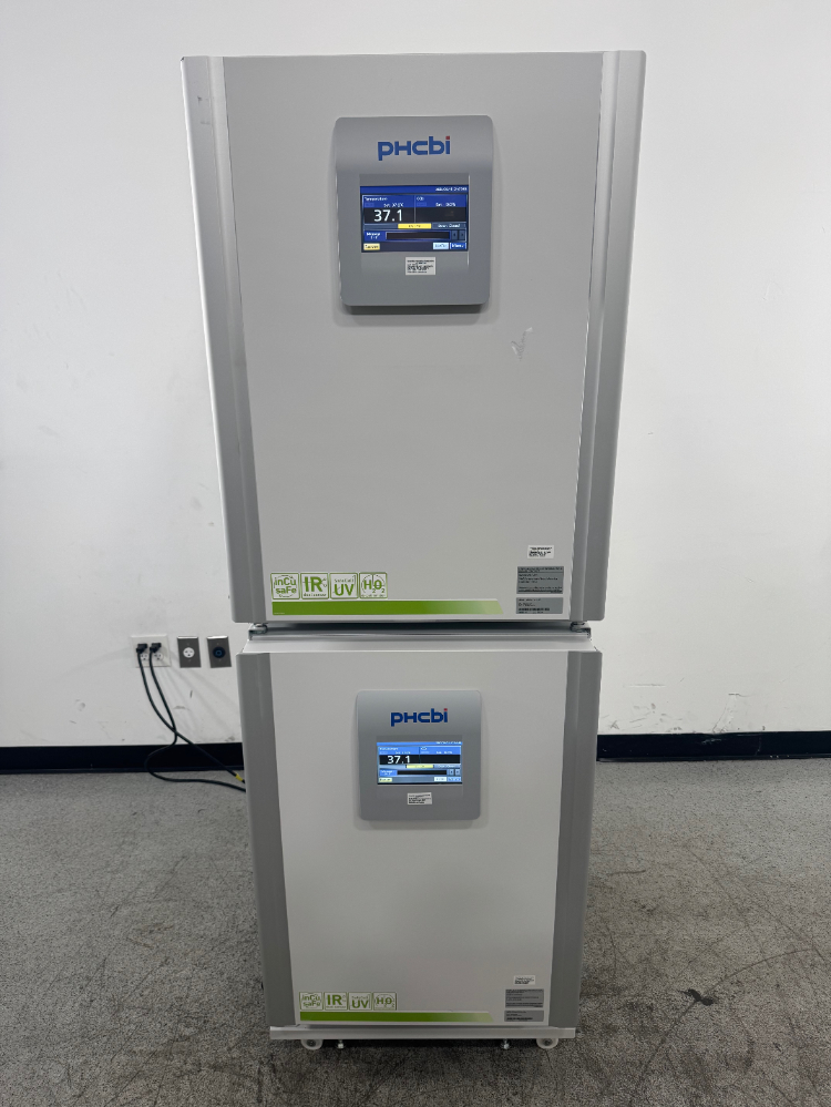 Image of PHCBI Doublestack CO2 Incubator